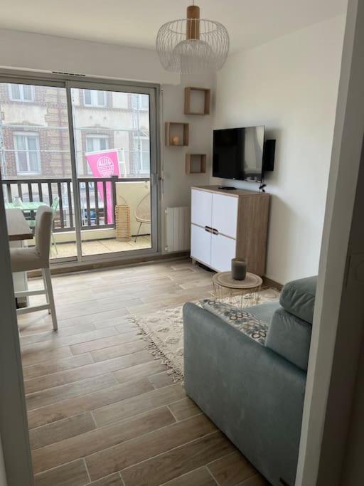 Appartement Hyper Centre De Cabourg Avec Balcon Екстериор снимка