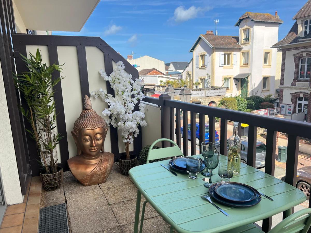 Appartement Hyper Centre De Cabourg Avec Balcon Екстериор снимка
